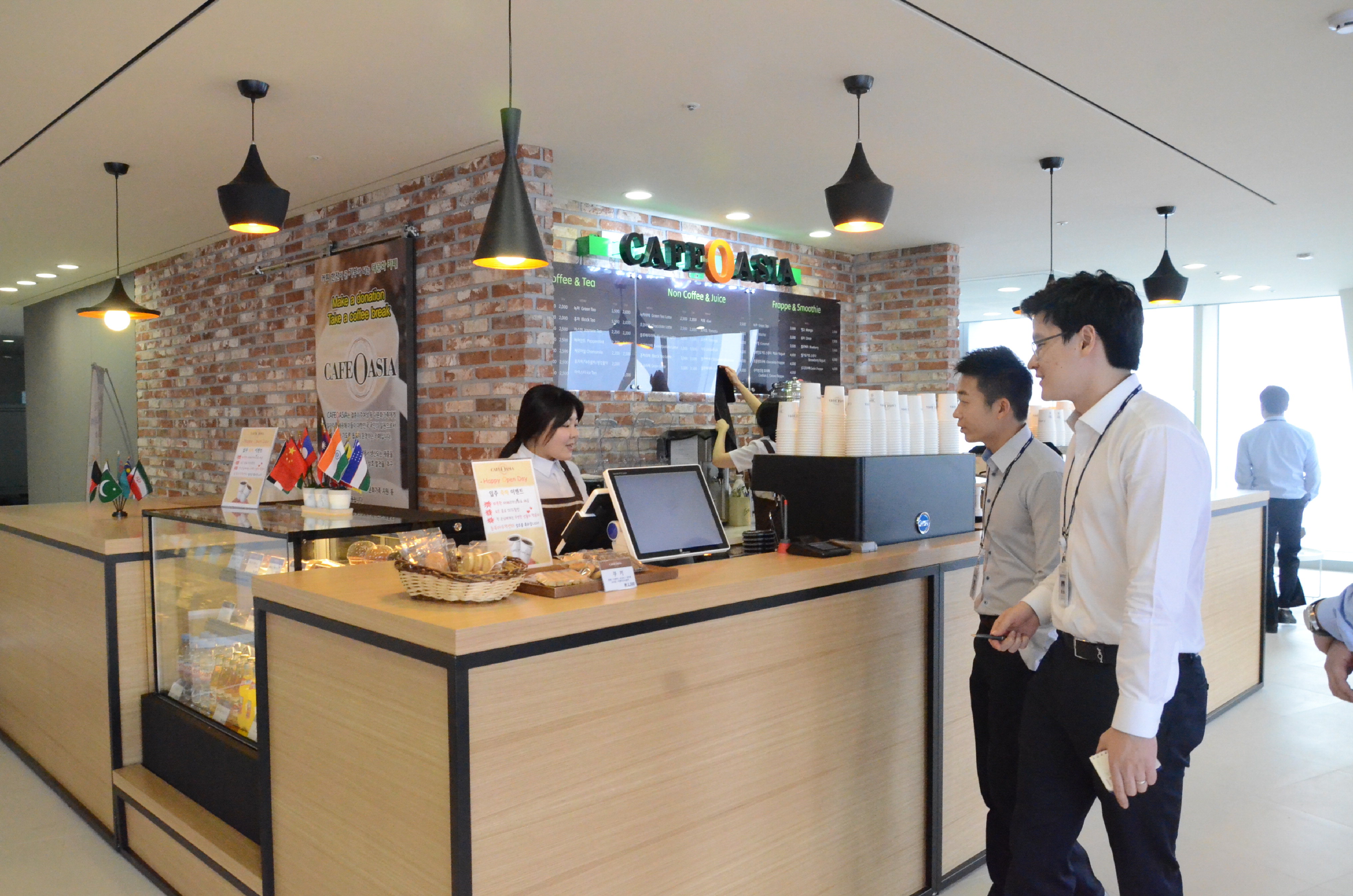 카페오아시아 포스코인터내셔널점 개점