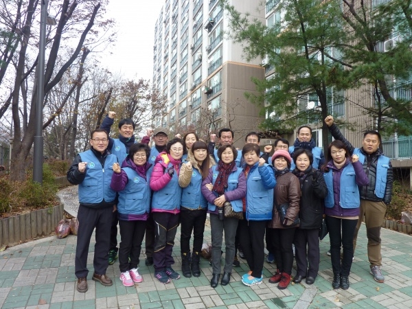 [인천일보] 송도에스이 '참전 유공자 가정' 방문 봉사
